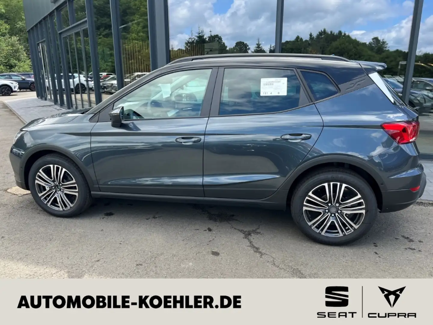 SEAT Arona Road Edition 1.0 TSI DSG AHK, PDC, RVC Grau - 2