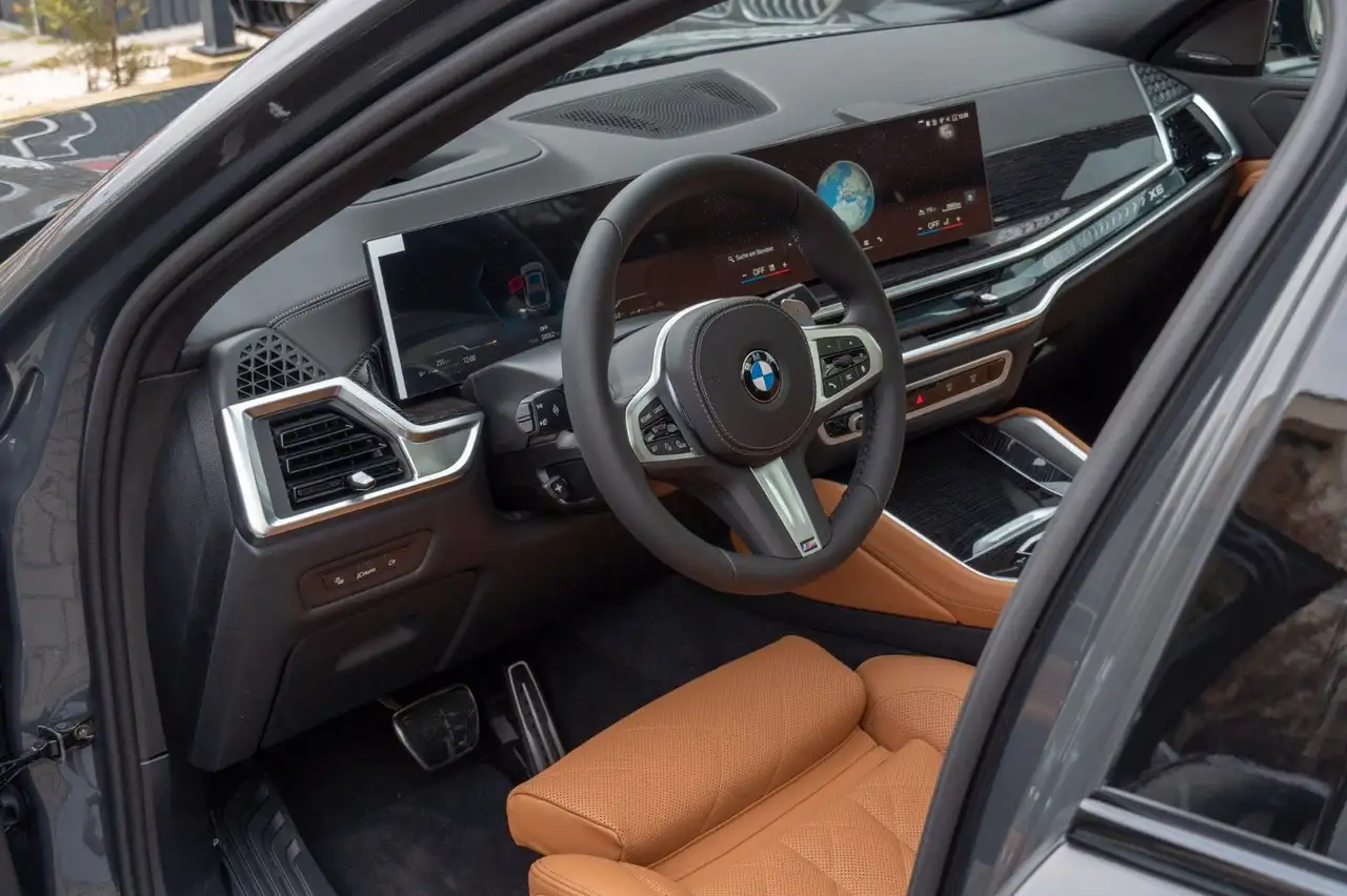 BMW X6 30d M SPORT.LUFTF.PANO.DR.ASS.H/K.LHZ.360.AHK 12