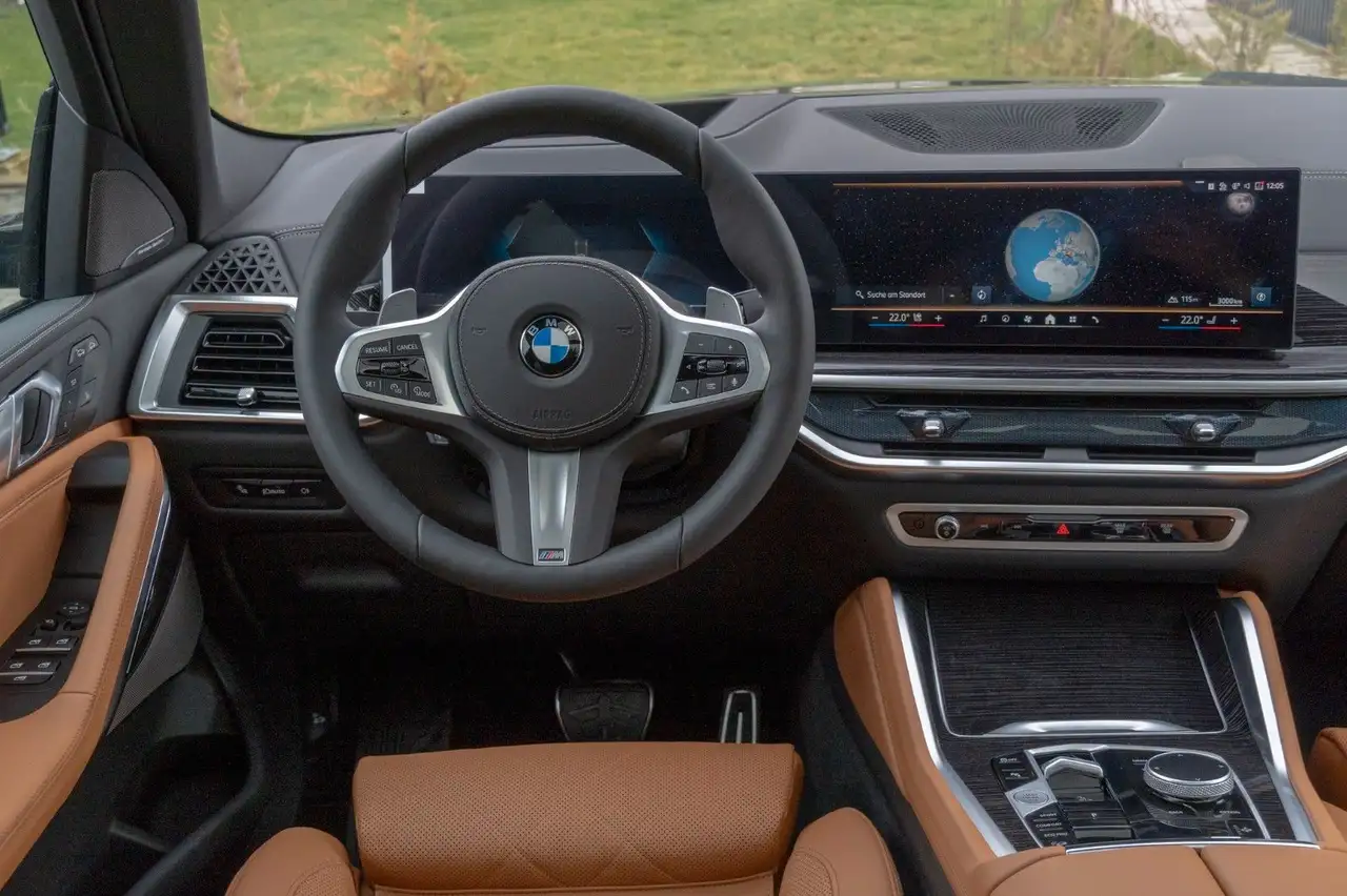 BMW X6 30d M SPORT.LUFTF.PANO.DR.ASS.H/K.LHZ.360.AHK 13