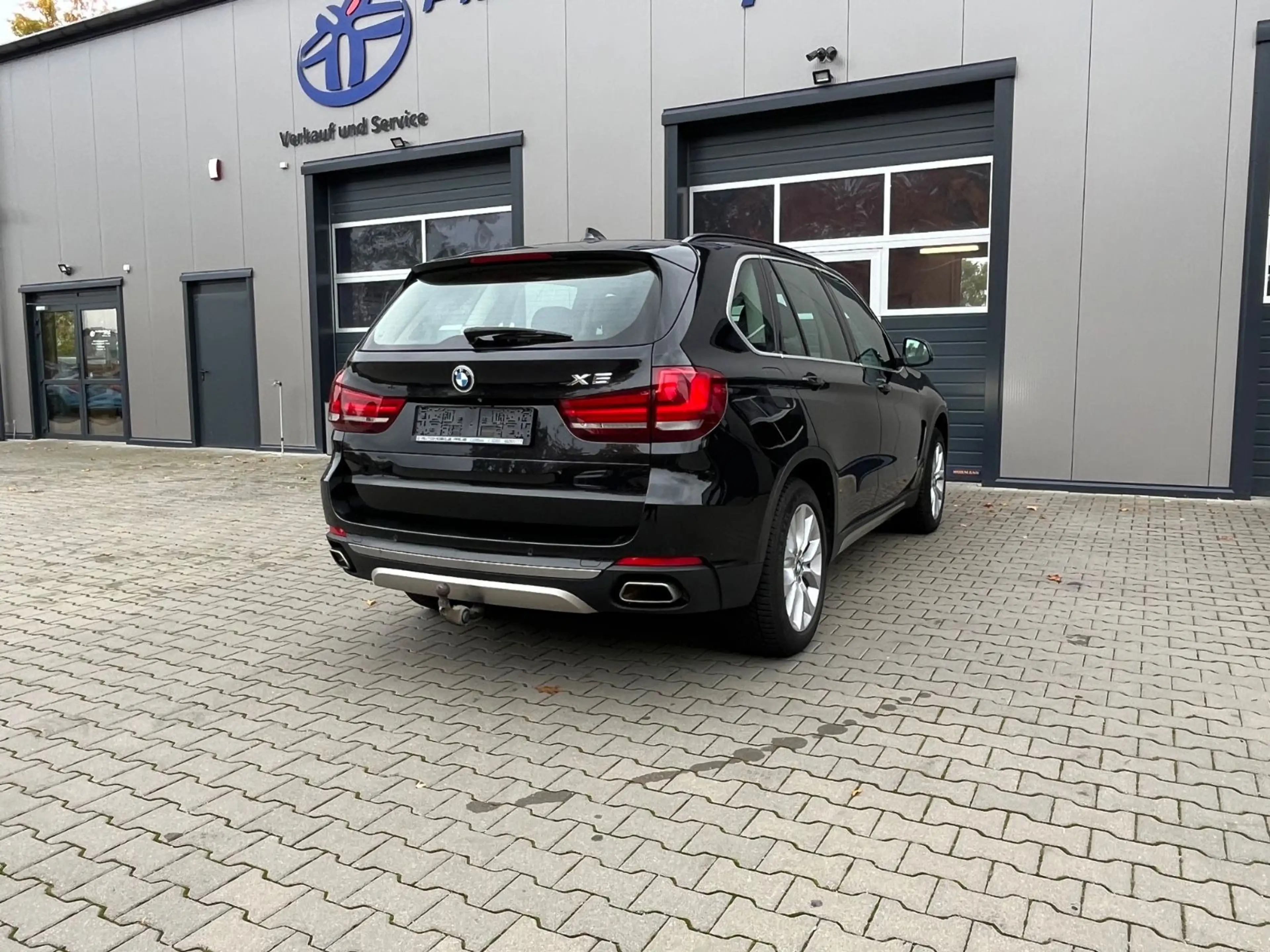 BMW X5 xDrive 40 d — photo 8