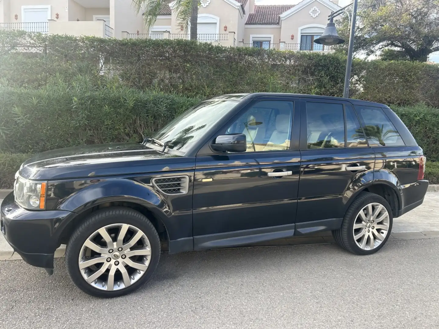 Land Rover Range Rover Sport 2.7TDV6 HSE Aut. Bleu - 2