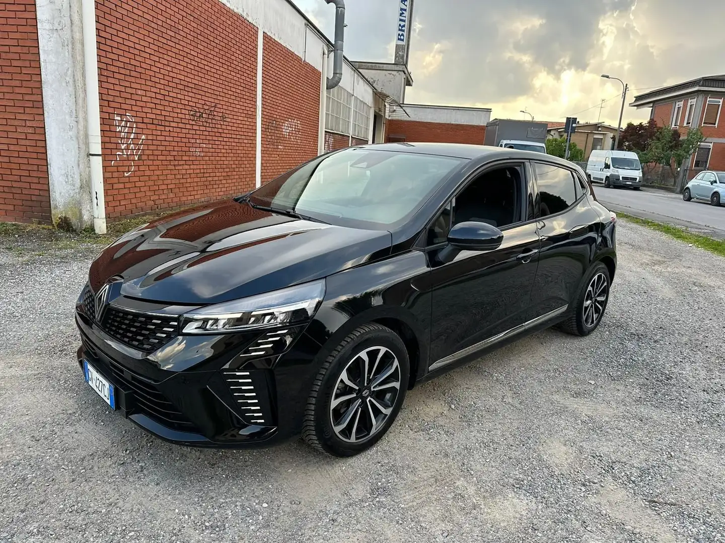 Renault Clio TCe 90 CV 5 porte Techno Schwarz - 1