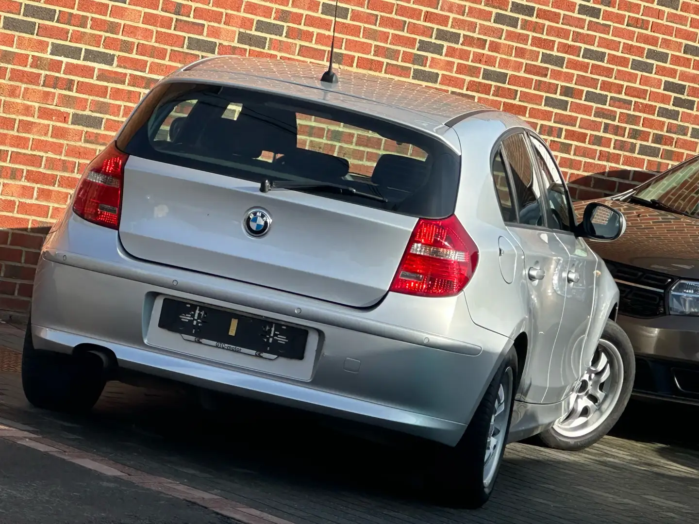 BMW 116 / tres propre / Zilver - 2
