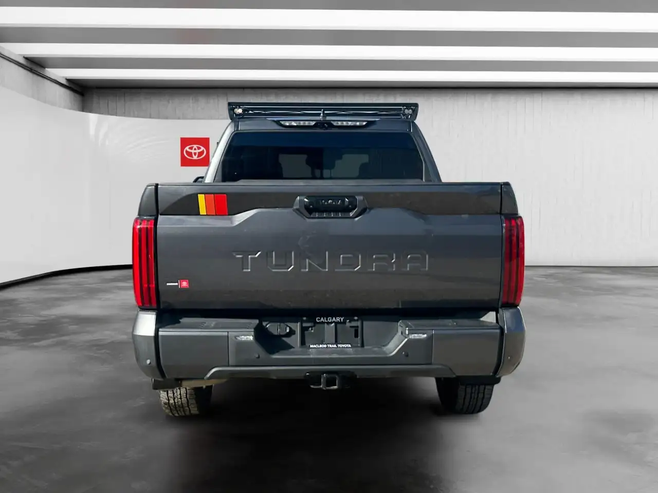 Toyota Tundra снимка Toyota Tundra