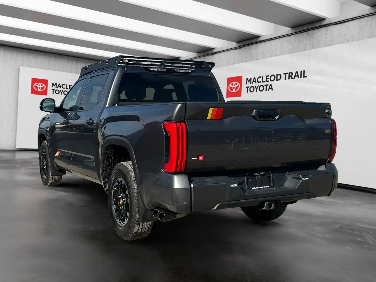 Toyota Tundra снимка Toyota Tundra