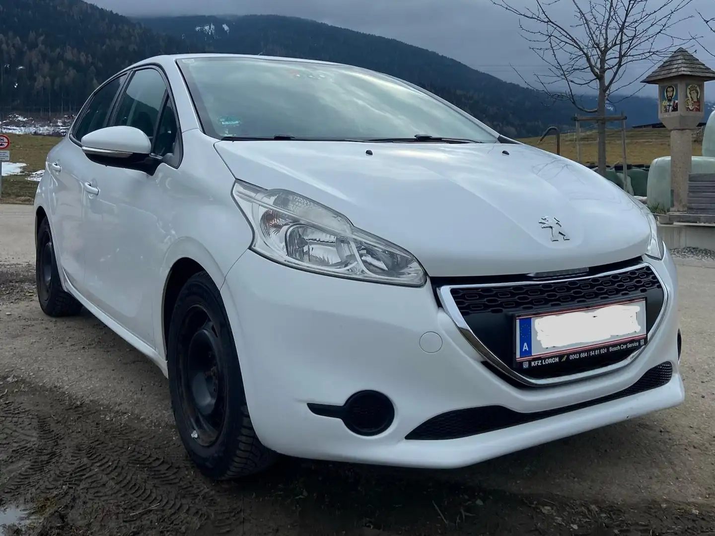 Peugeot 208 208 Active 1,4 VTi 95 Active Weiß - 1
