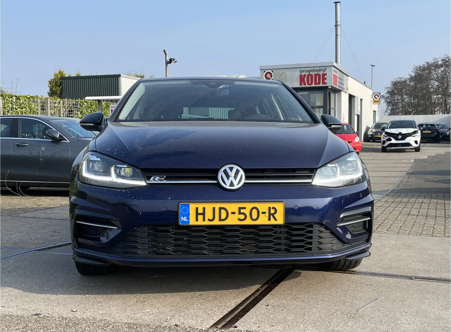 Volkswagen Golf 1.0 TSI Highline Blau - 2