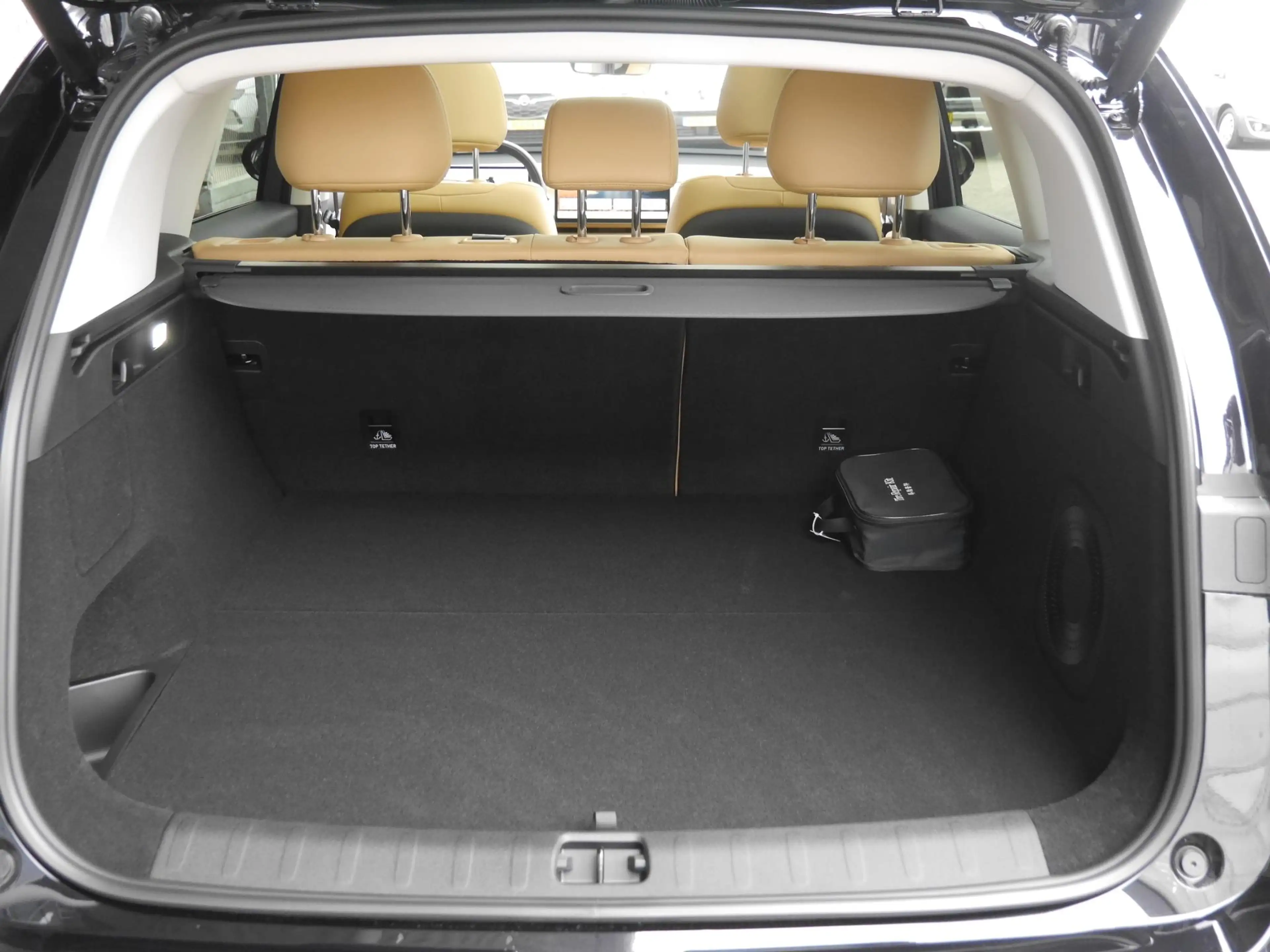Leapmotor C10 Design ProMax 81.9 kWh | Nieuwe auto | Wltp 510km — photo 9