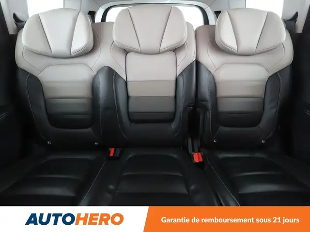Renault Grand Scenic view 19