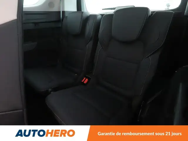 Renault Grand Scenic view 17