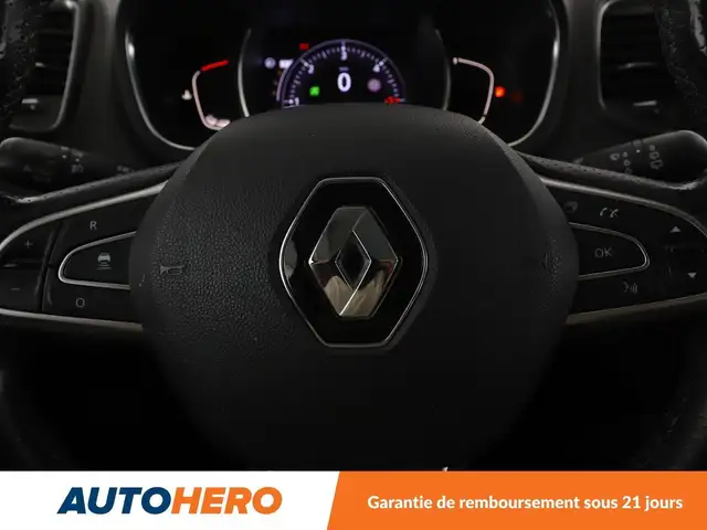 Renault Grand Scenic view 24