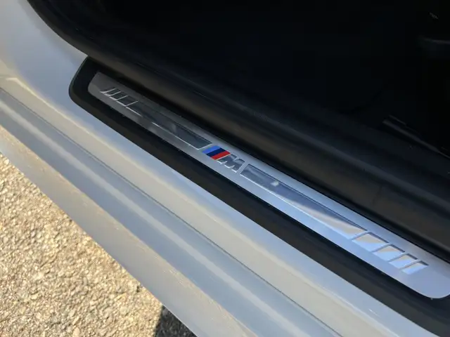 BMW 3 Series view 15