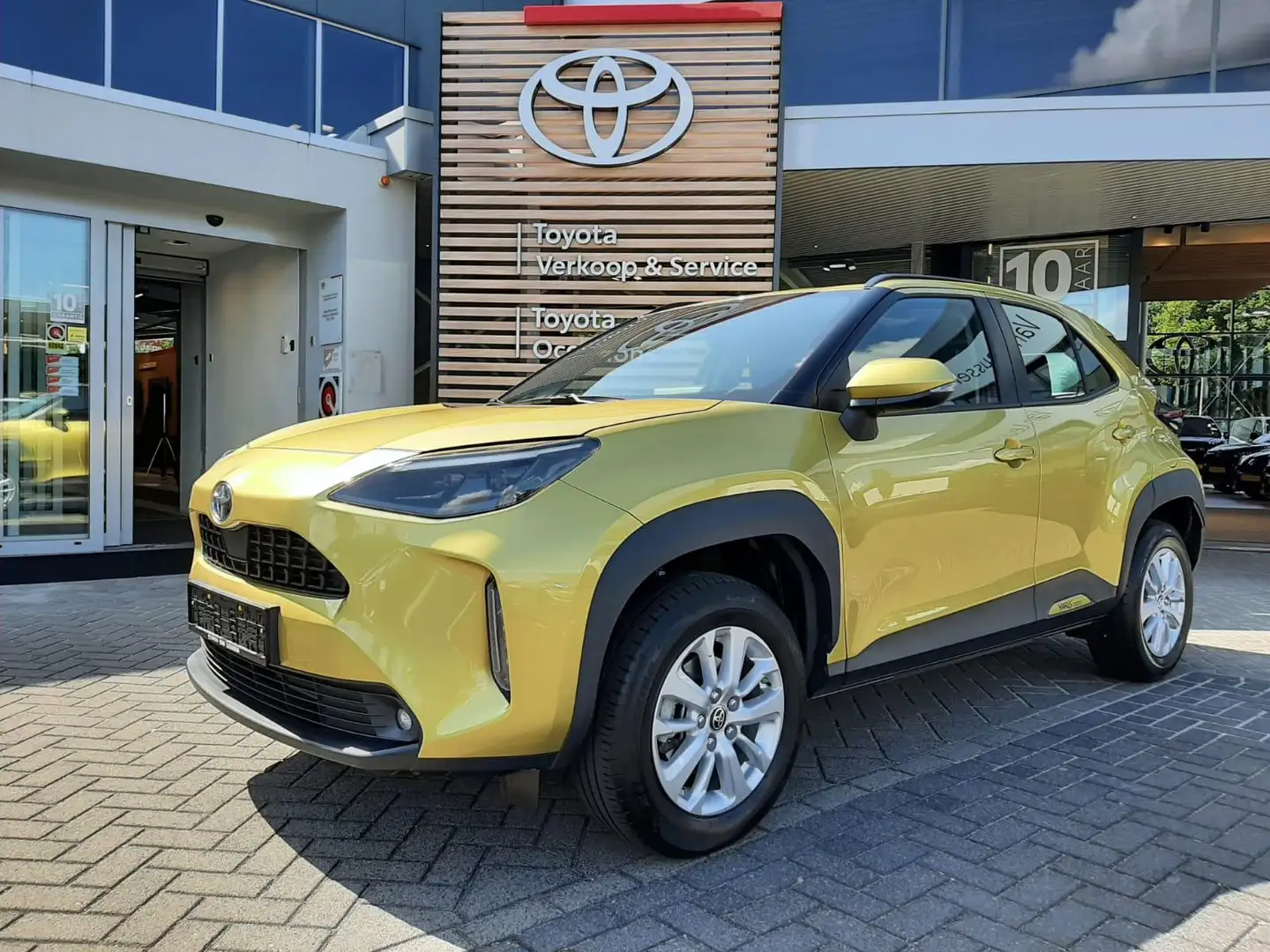 Toyota Yaris Cross 1.5 Hybrid HEAD-UP STOEL/STUURVERW KEYLESS DRAADLO Geel - 1