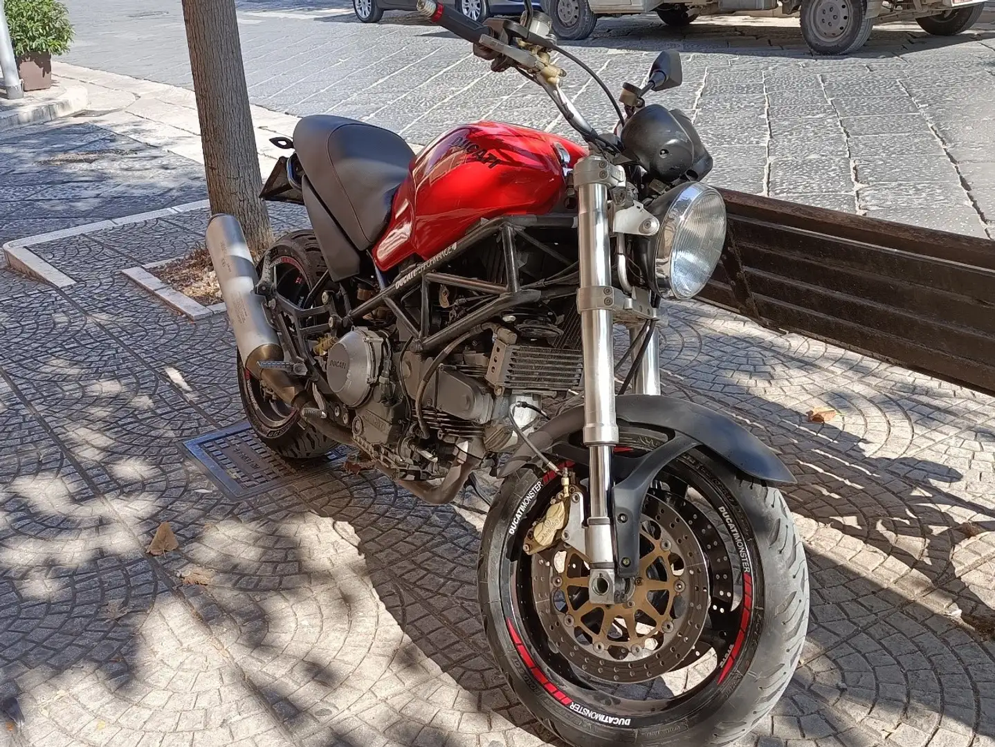 Ducati Monster 900 Piros - 2
