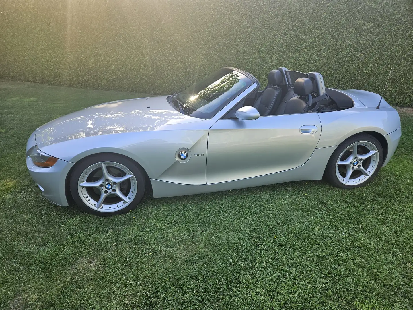 BMW Z4 3.0I Roadster Срібний - 1