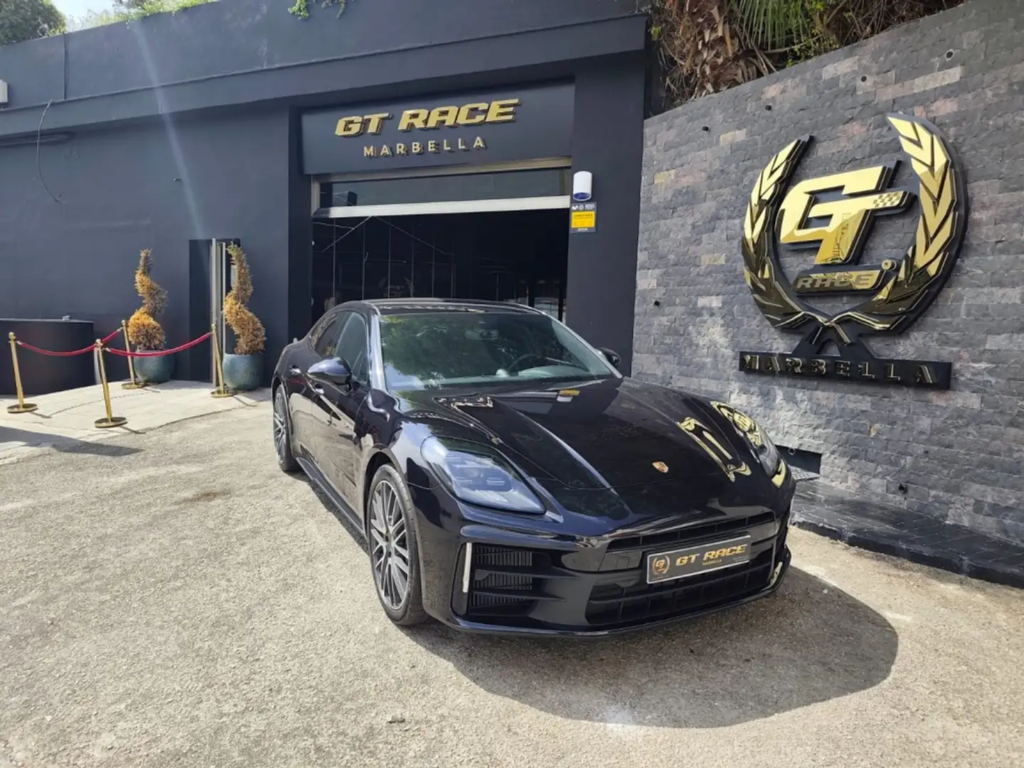 Porsche Panamera 4 E-Hybrid Aut. Negro - 1
