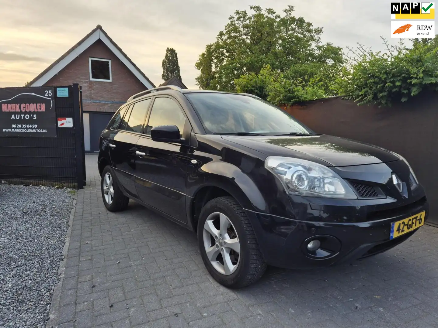 Renault Koleos 2.5 Dynamique Luxe Panoramadak Clima Cruise Siyah - 1