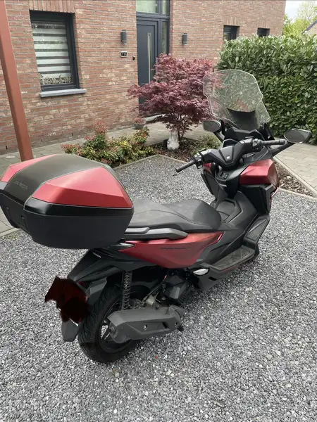 Honda Forza 125 - foto 3