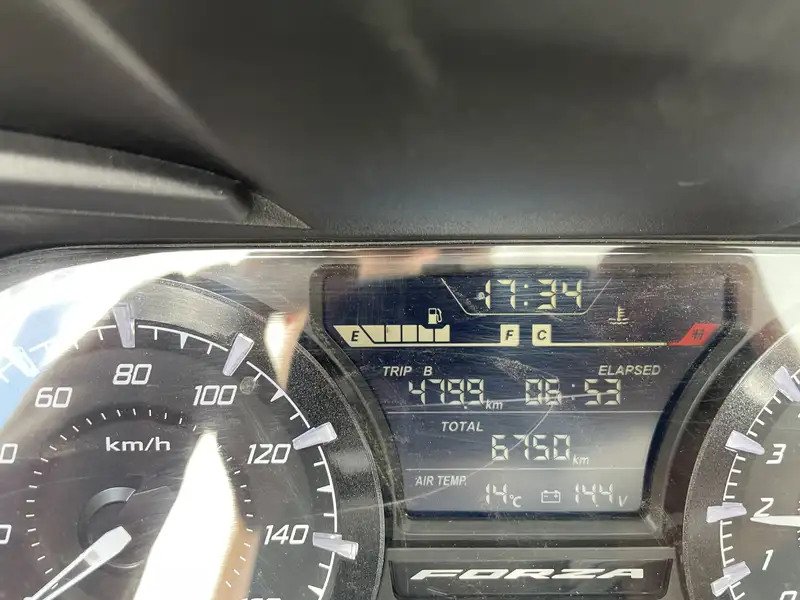 Honda Forza 125 - foto 5