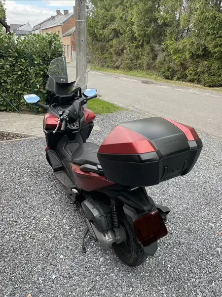 Honda Forza 125 - foto 4