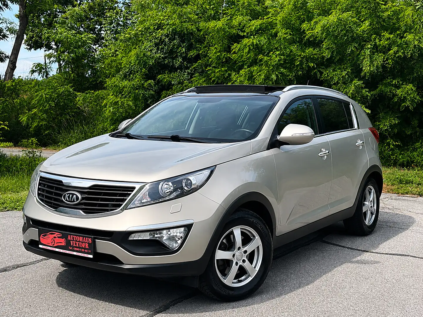 Kia Sportage Active Pro 2,0 CRDi 4WD DPF Aut.*GARANTIE,AUTOM... Grau - 1