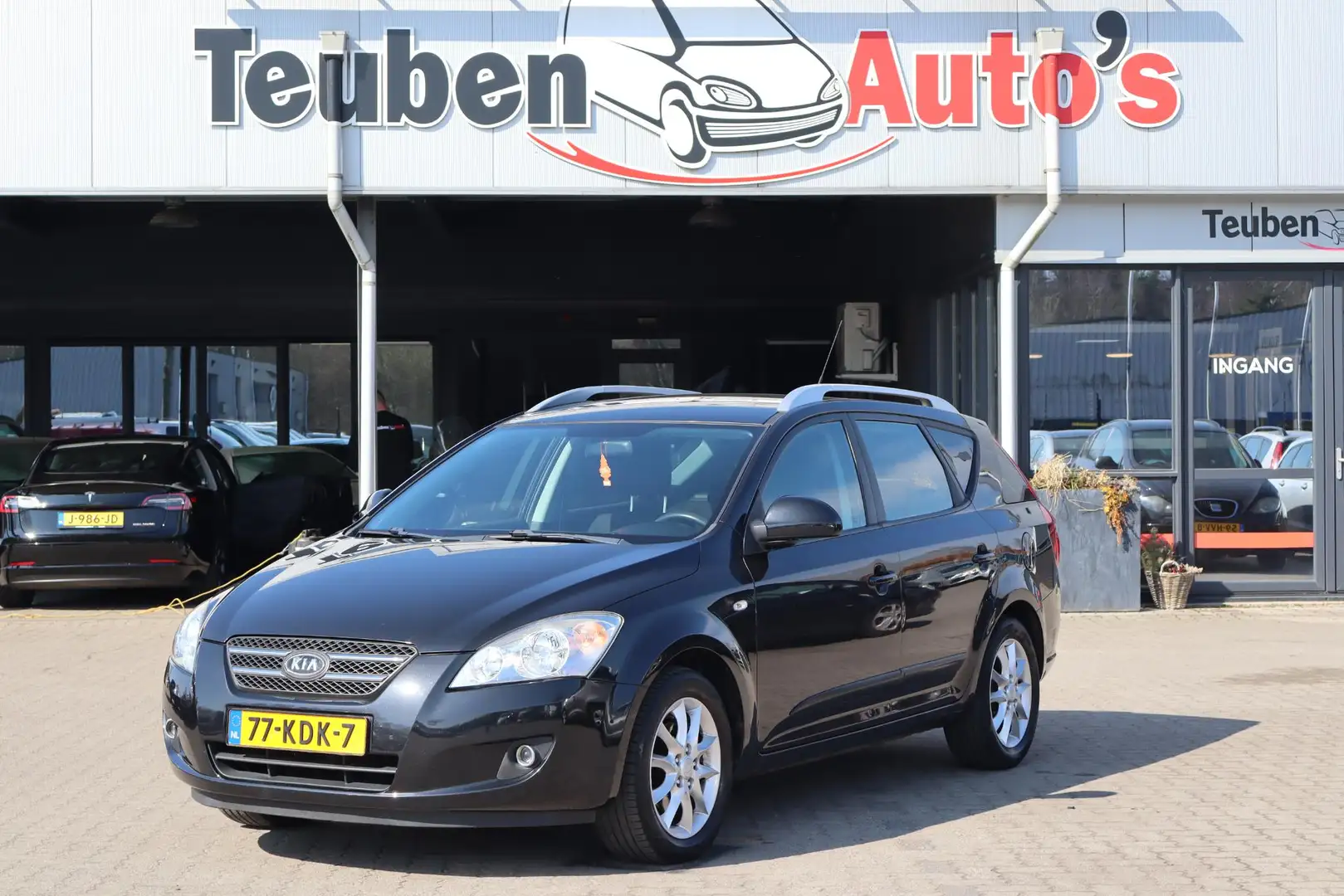 Kia Ceed / cee'd Sporty Wagon 1.6 All Stars Airco, Trekhaak, Elektr Zwart - 1