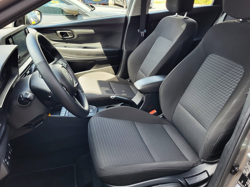 Hyundai i20 1.0 T-GDI Comfort Smart / Apple Carplay & Android — photo 9