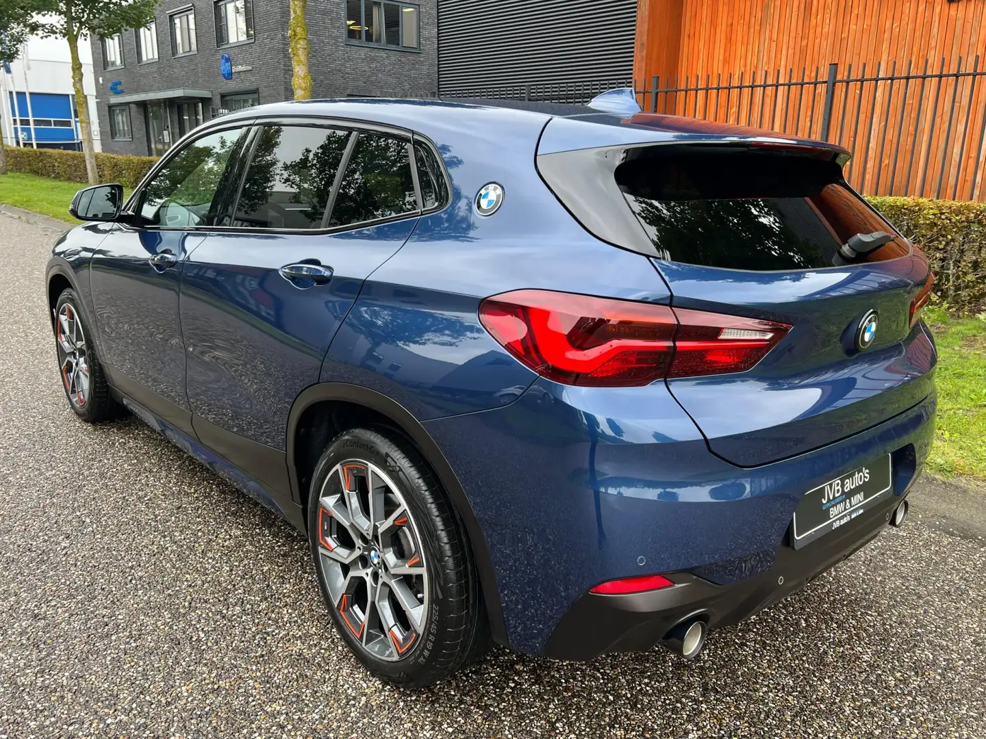 BMW X2 SDrive20i Mesh Edition, M-Sport, M-stoel, led, hif Blau - 2