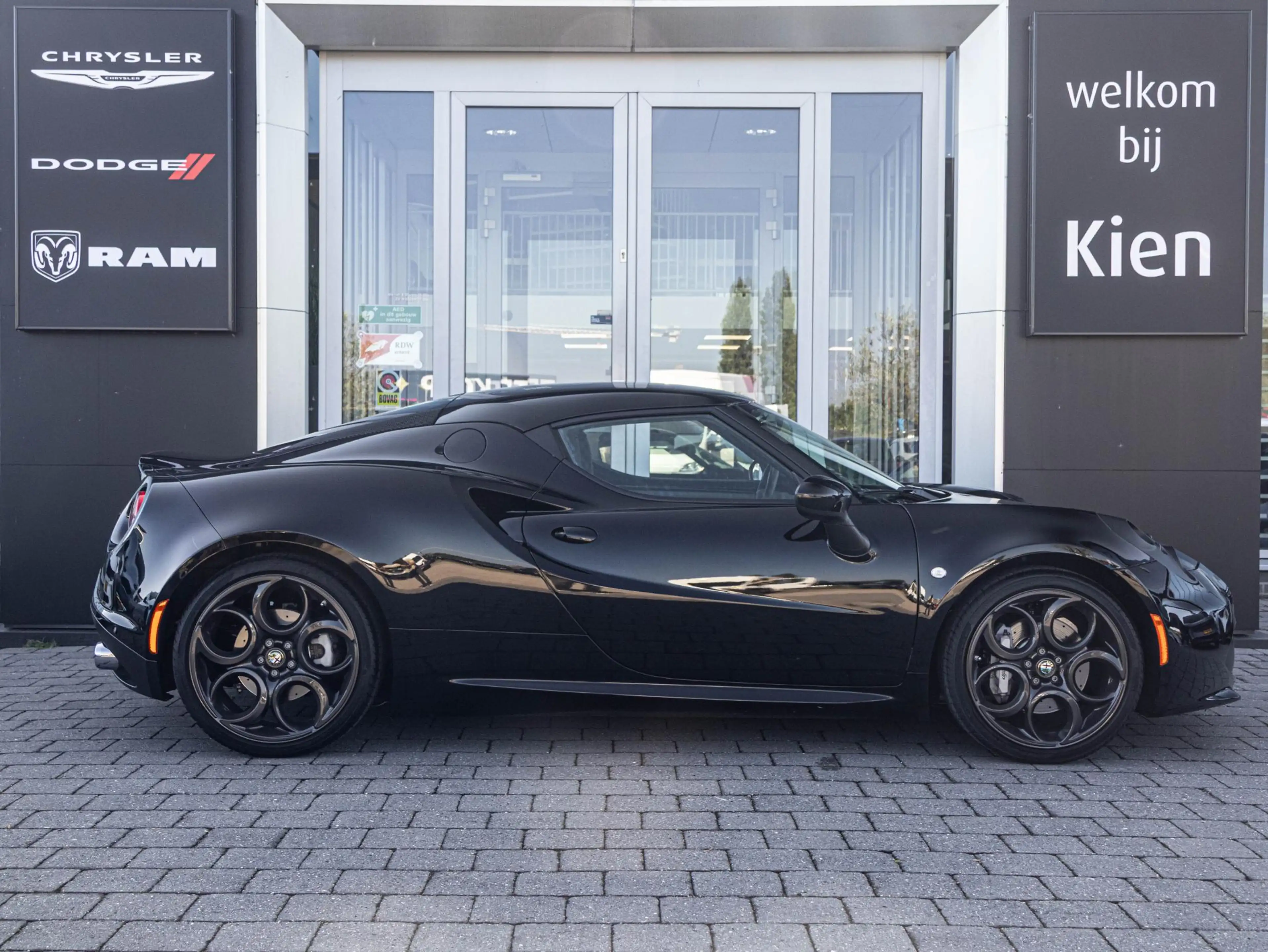 Alfa Romeo 4C 1750TBI TCT | Volledige onderhoud historie | 240 P — photo 12