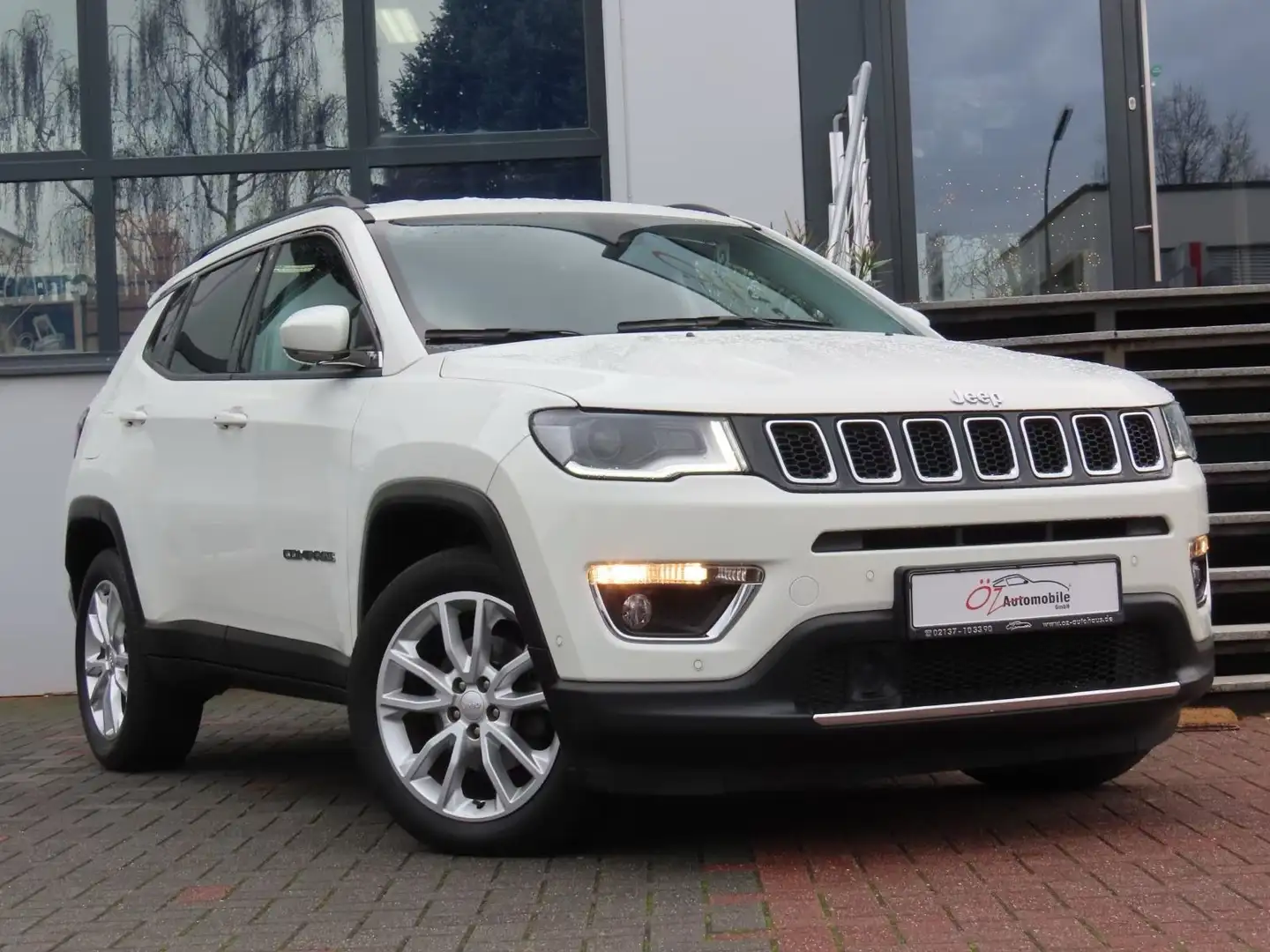 Jeep Compass 1.3 GSE Autom. Leder Sitzheizung Kamera Blanc - 1