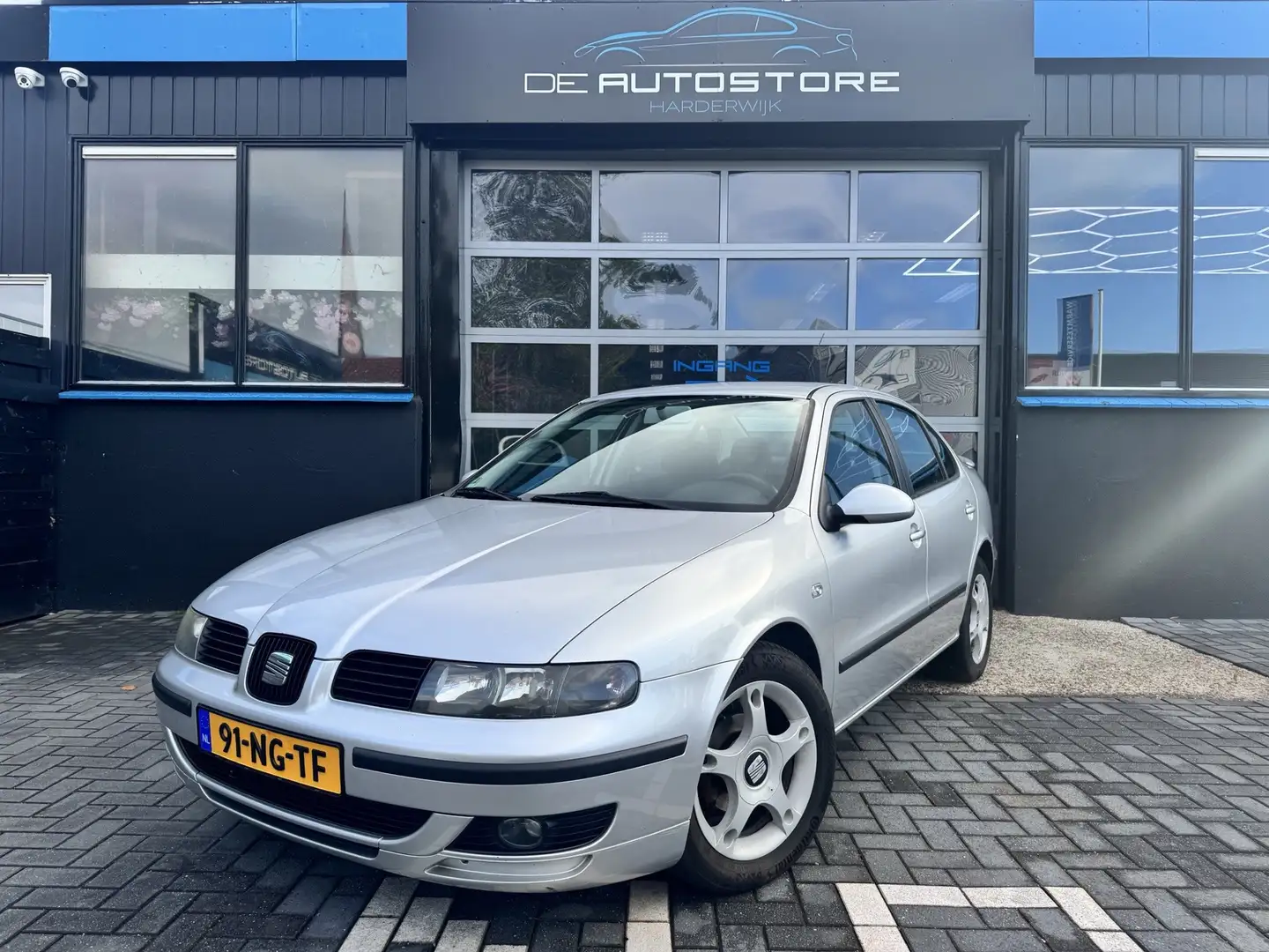 SEAT Toledo 1.6-16V Sport Airco Cruise 2e Eig Volledig Dealero Grau - 1