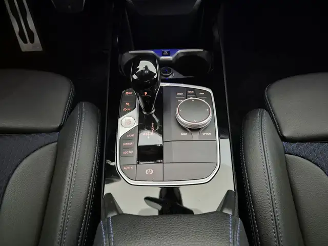 BMW 1 Series view 11