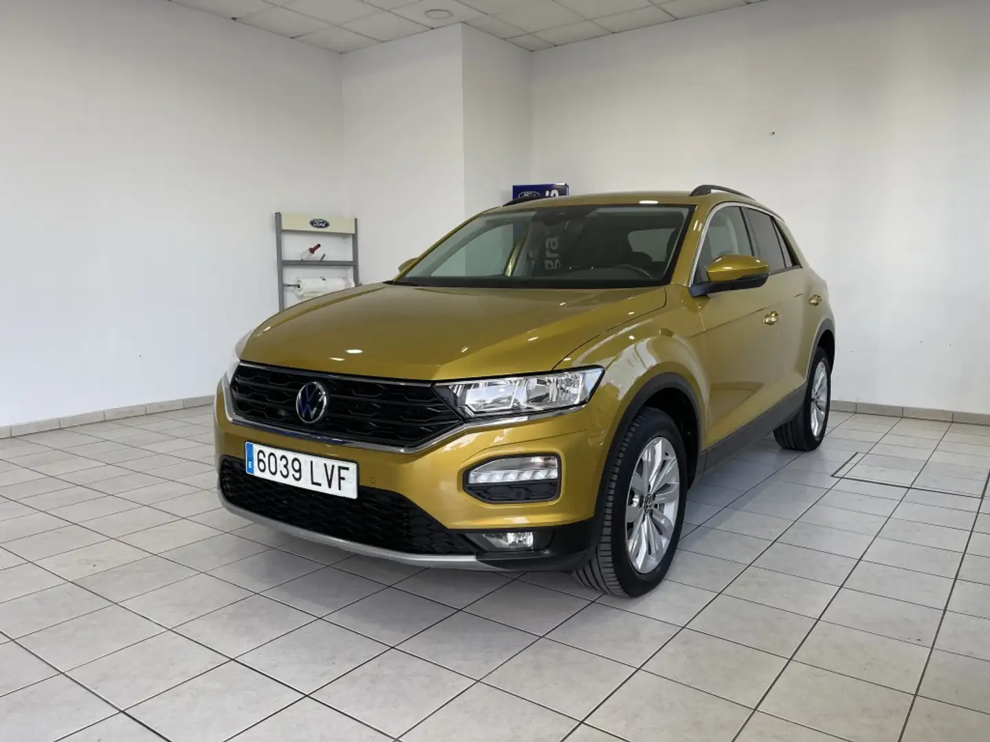Volkswagen T-Roc 2.0TDI Advance 85kW Jaune - 2