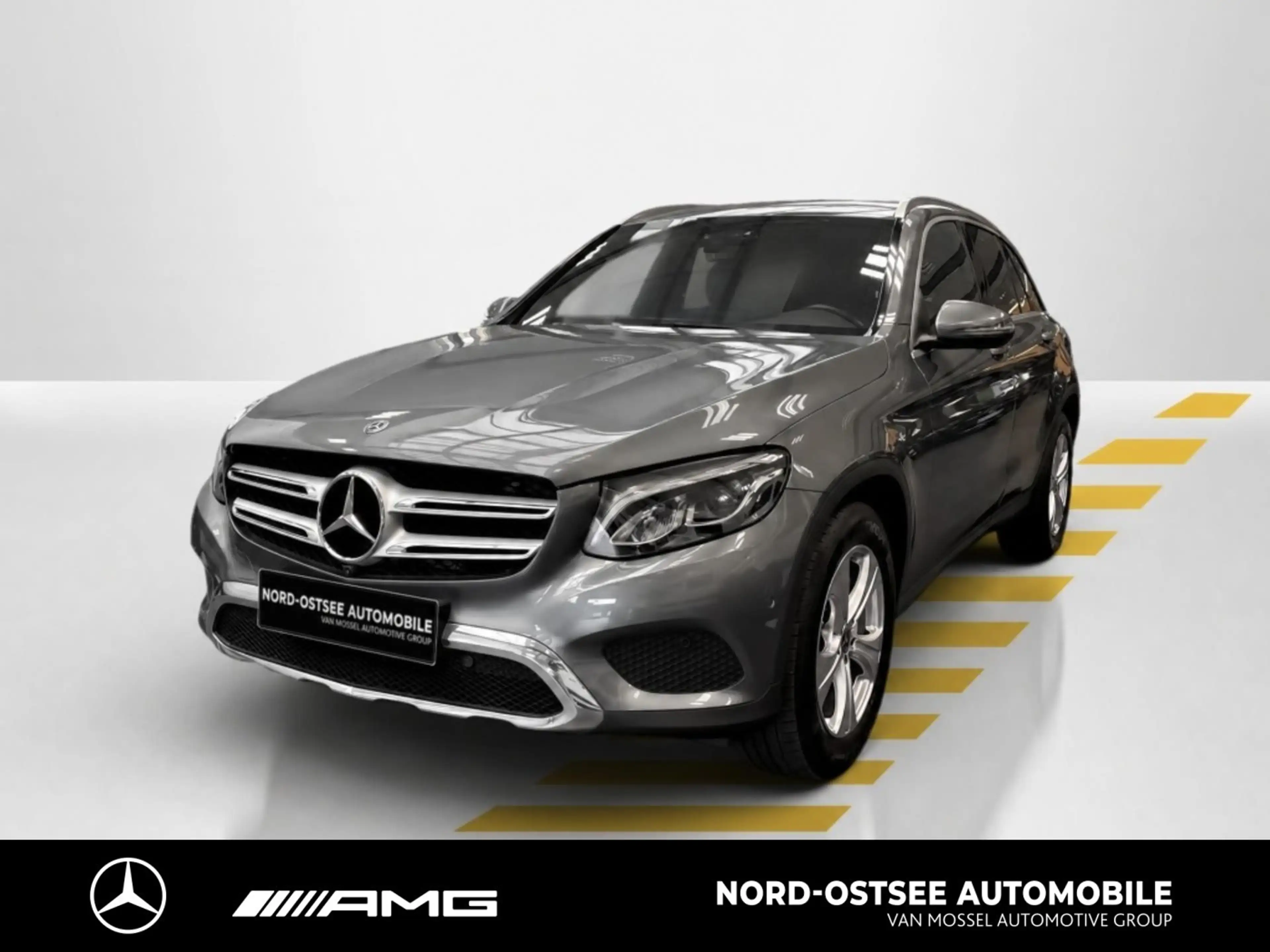 Mercedes-Benz GLC 250 4M EXCLUSIVE AHK LED 360° TOTWINKEL SHZ