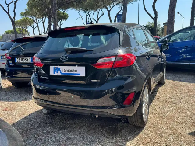 Ford Fiesta view 4