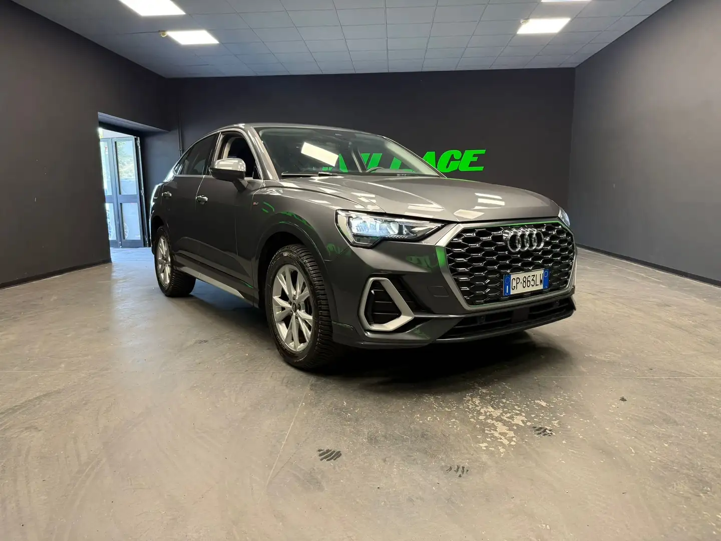 Audi Q3 Q3 Sportback 35 1.5 tfsi S line 150cv s-tronic Grigio - 1