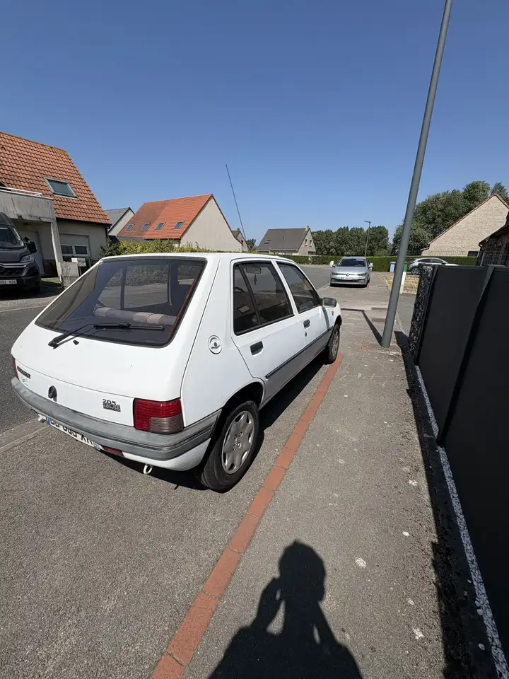 Peugeot 205 1.6 A, foto 10