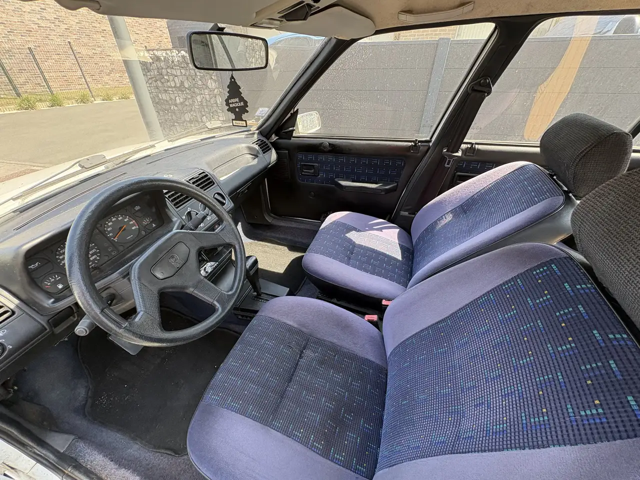 Peugeot 205 1.6 A, foto 4