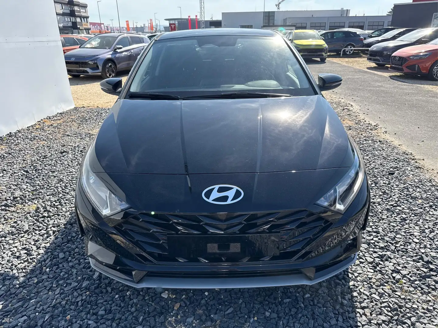 Hyundai i20 COMFORT FL NAVI Klimaautomatik SHZ 1.0 T-GDi 73... Schwarz - 2