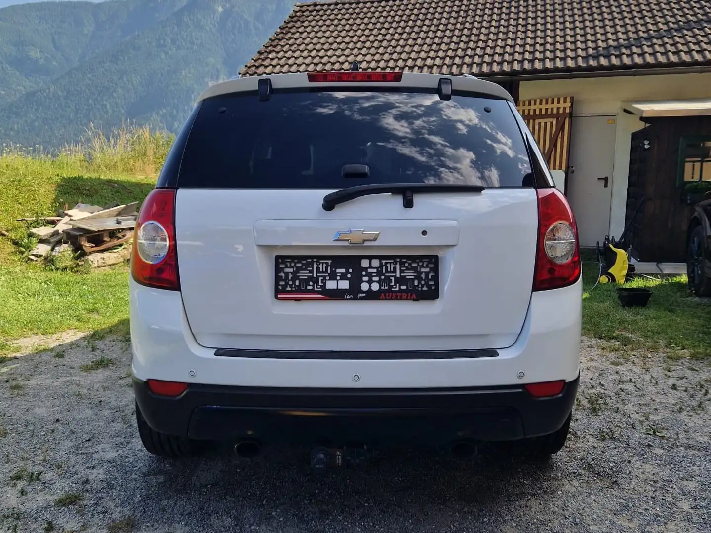 Chevrolet Captiva Captiva LTZ 2,2 4WD Aut. LTZ Bílá - 1
