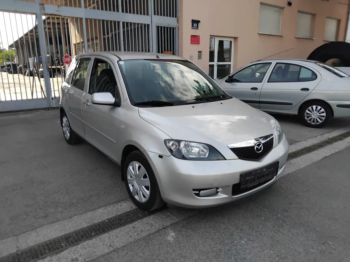 Mazda 2 CD68 mit neuen   pickal04.2026+4 - 1