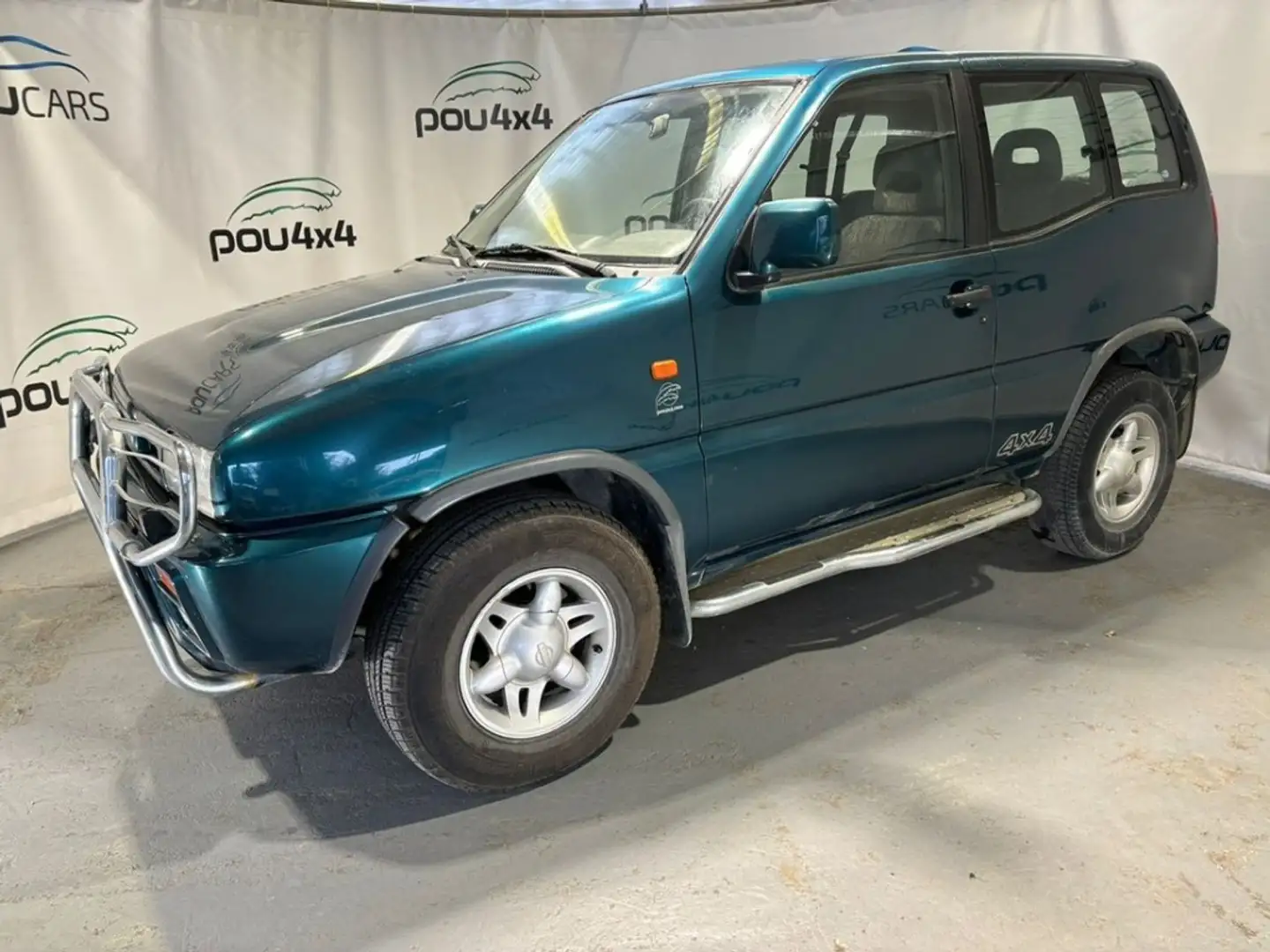 Nissan Terrano 2.7 SE D Turbo Blauw - 2