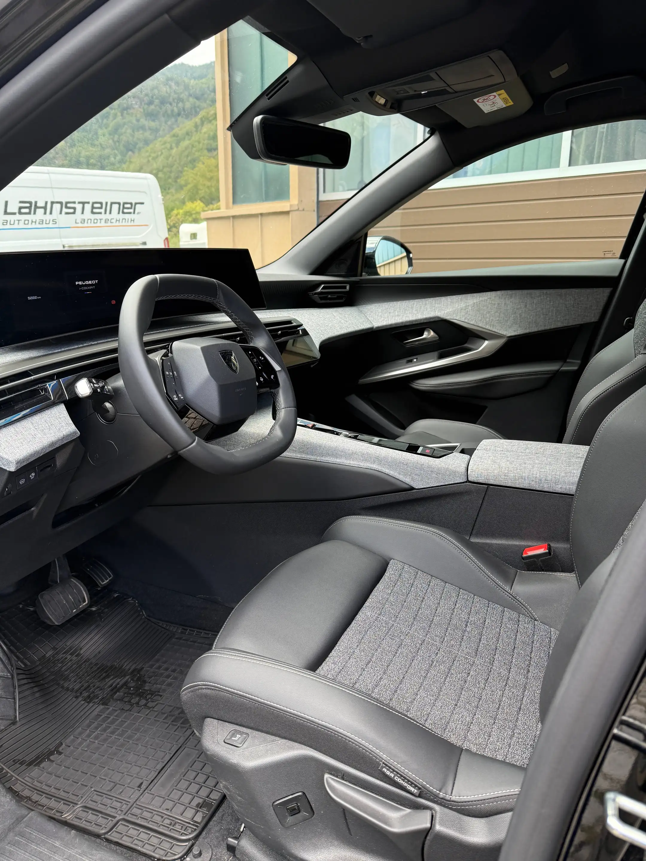 Peugeot 3008 — photo 8