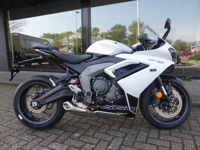 Triumph Daytona 660