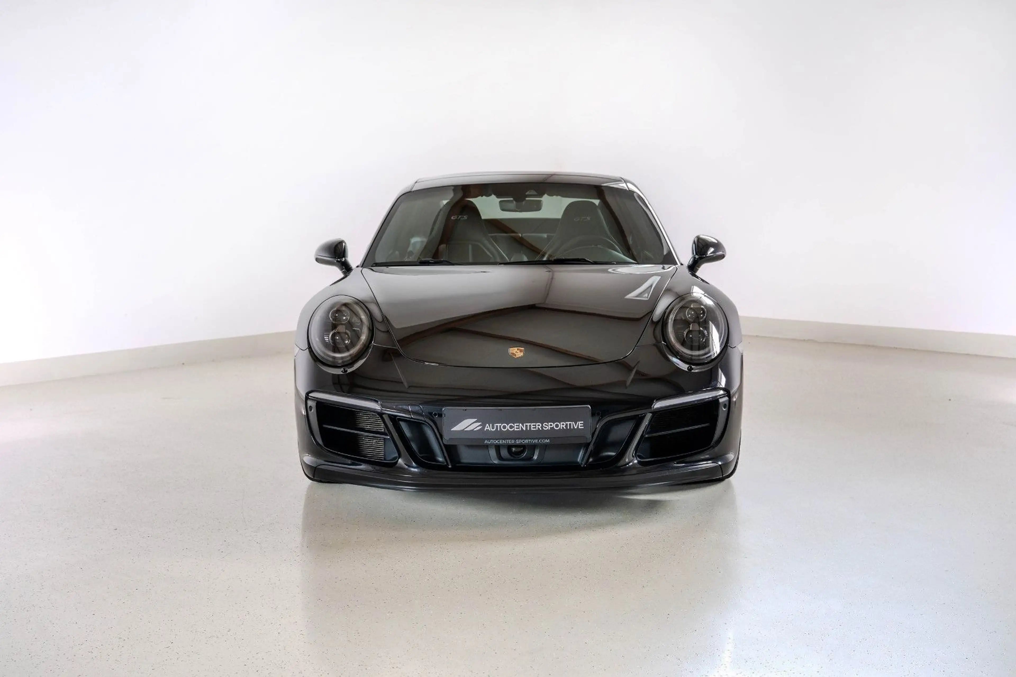 Porsche 991 911 Carrera 4 GTS PCCB PDCC LIFT PDLS+ SCHALENSI — photo 2