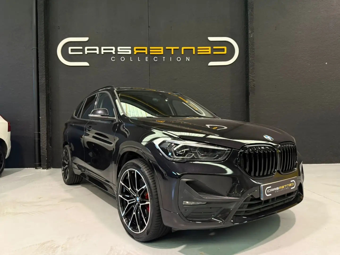 BMW X1 sDrive 20dA Negro - 1