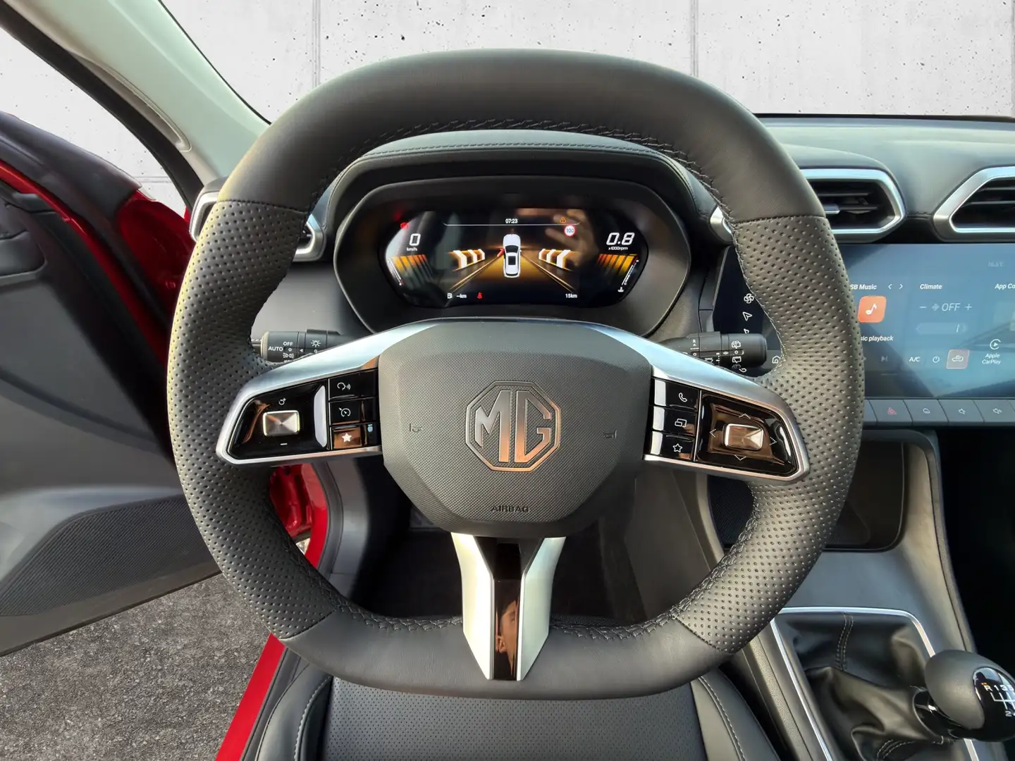 MG ZS Benzin+ Deluxe FWD 5tg. Rot - 2