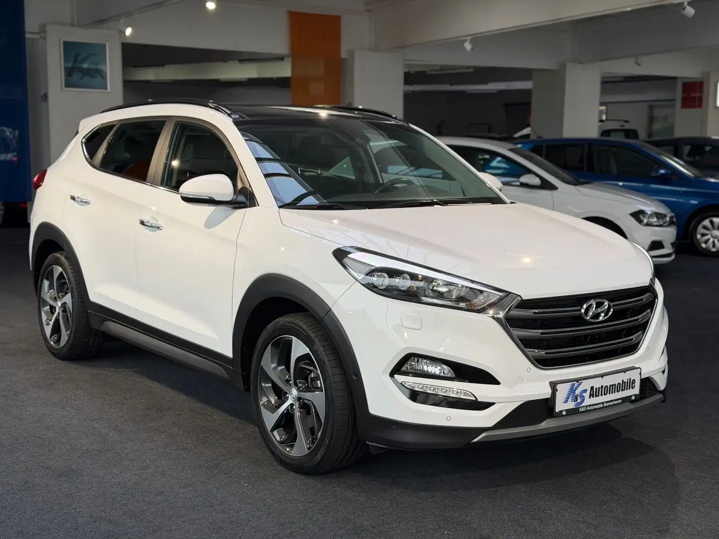 Hyundai TUCSON 1.6 T-GDI Premium 4WD*PANO*LEDER*LED* Weiß - 1