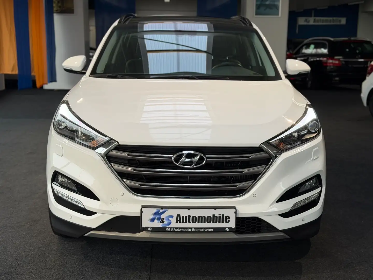 Hyundai TUCSON 1.6 T-GDI Premium 4WD*PANO*LEDER*LED* Weiß - 2