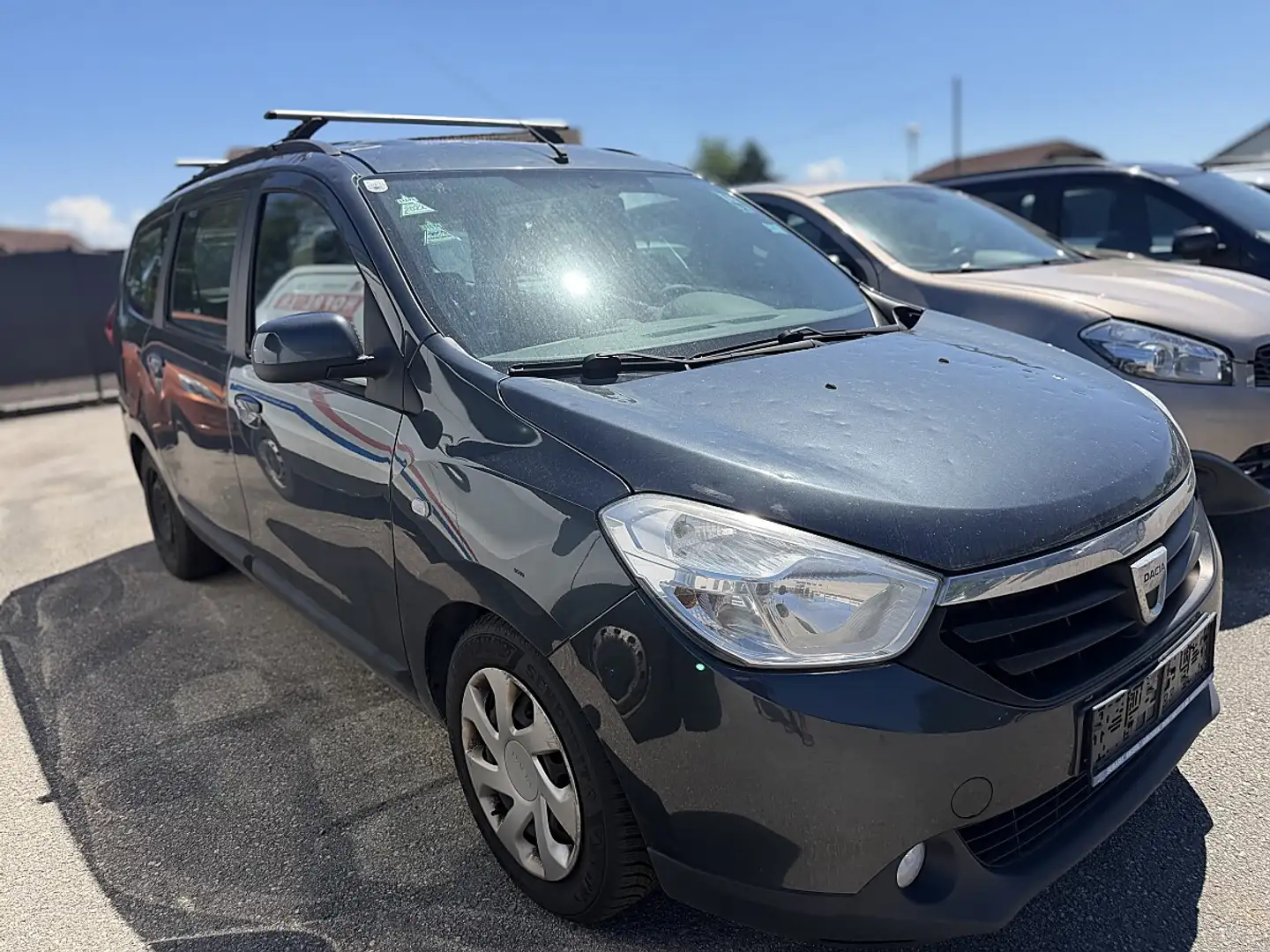 Dacia Lodgy Grau - 1